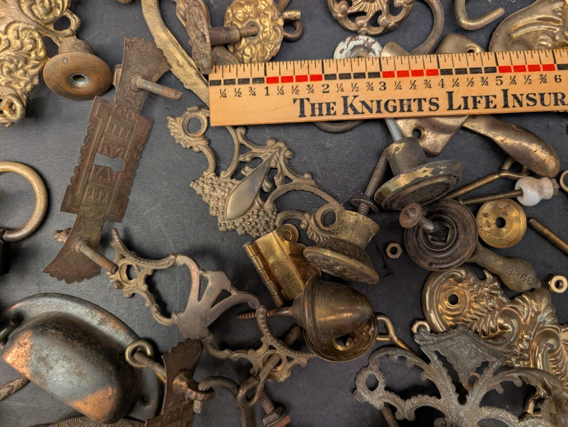 Mixed Lot Assorted Drawer Pulls Cabinet Accents (some are brass) (some used) gallery