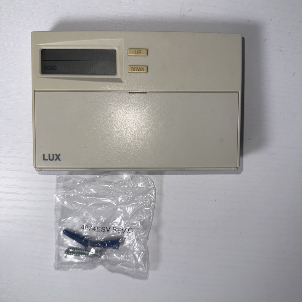 LUX TX500b Programmable Smart Temp Heating & Cooling Thermostat NO BACK!