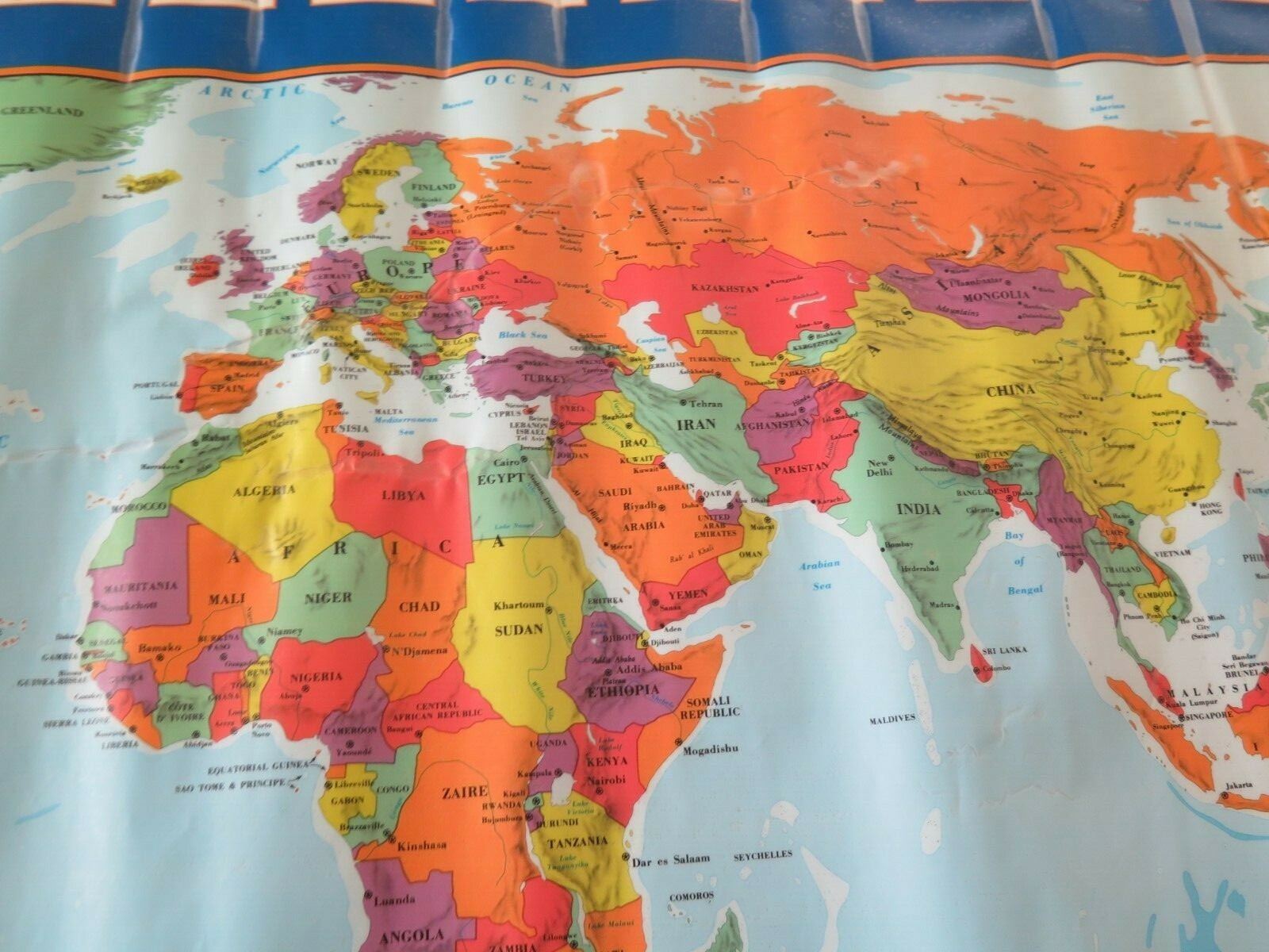 GEO SAFARI World Wall Map gallery