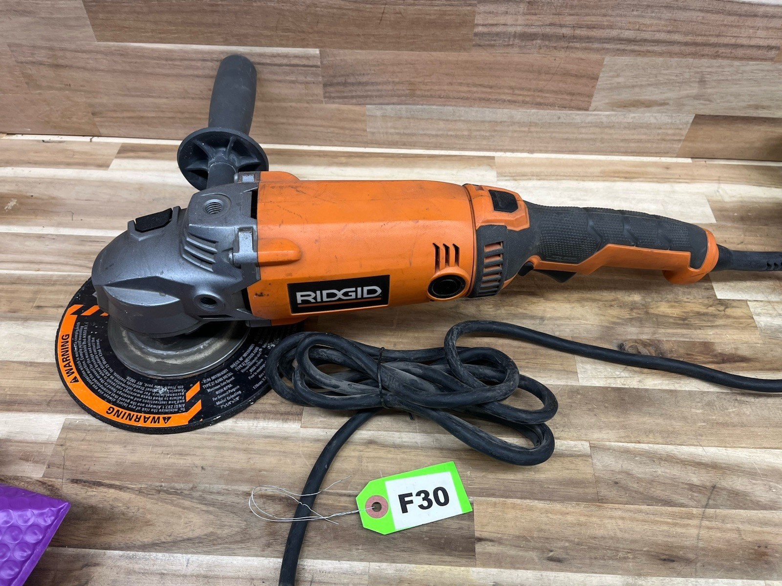 RIDGID R10202 120V 7in. Angle Grinder NO GUARD - F30 gallery