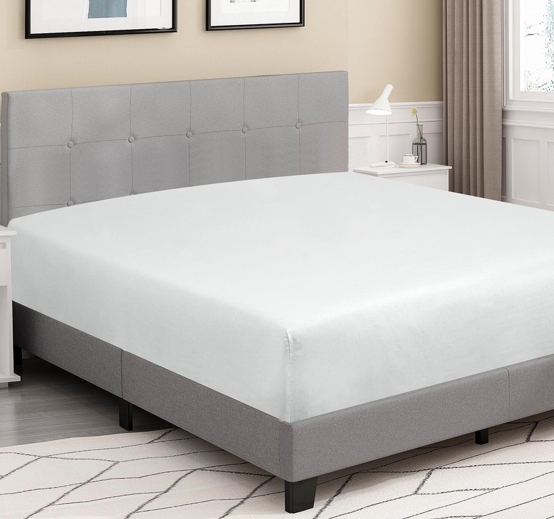 ROYALE LINENS 300 Thread Count 100% Long Staple Combed Cotton Fitted Sheet Tw... gallery