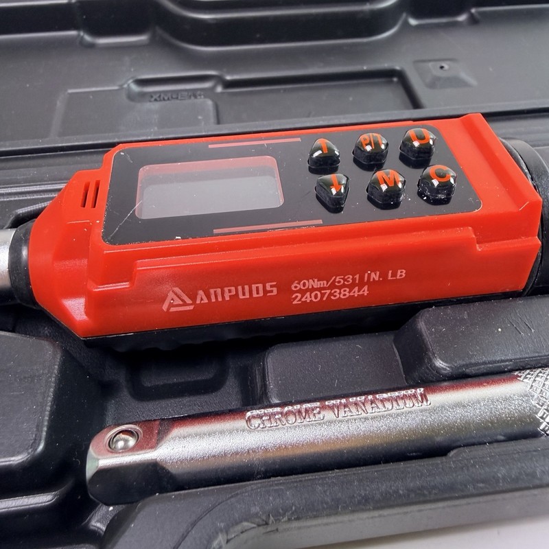 ANPUDS 3/8-inch Drive Digital Torque Wrench 0.66-44.3Ft.lbs/0.9-60Nm gallery