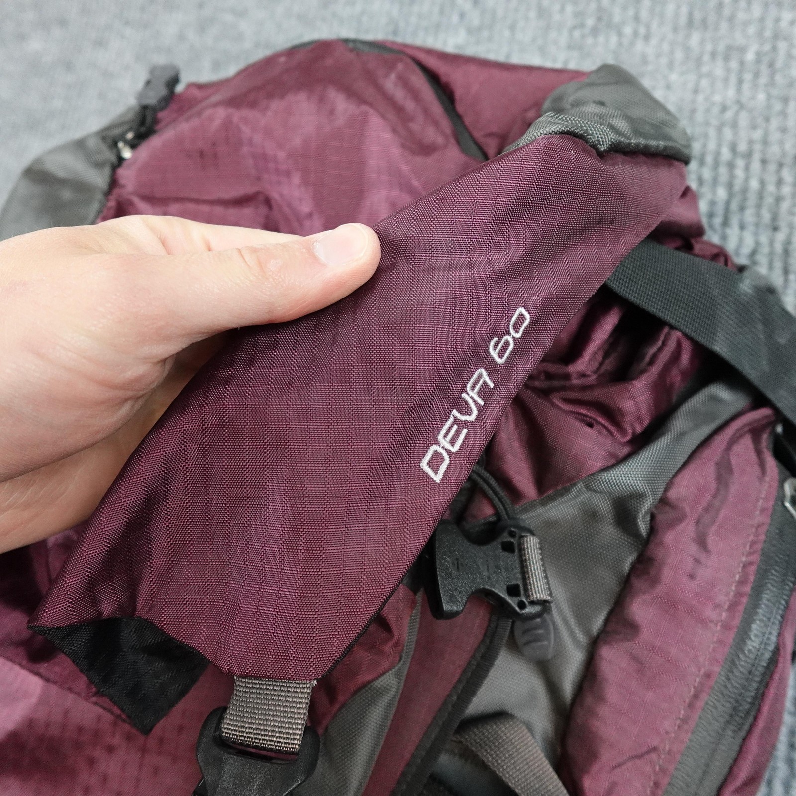 Gregory Deva 60 Backpack Womens Small Red 60L Hiking Backpacking Trail Pack 3