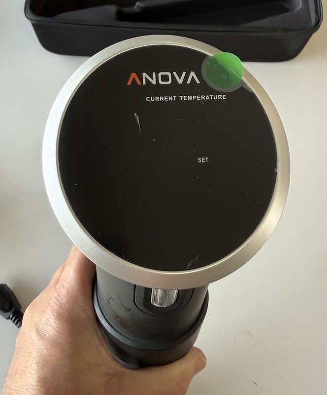 Anova Culinary Sous Vide Precision Cooker 110-120v-900w WiFi Bluetooth With Case gallery