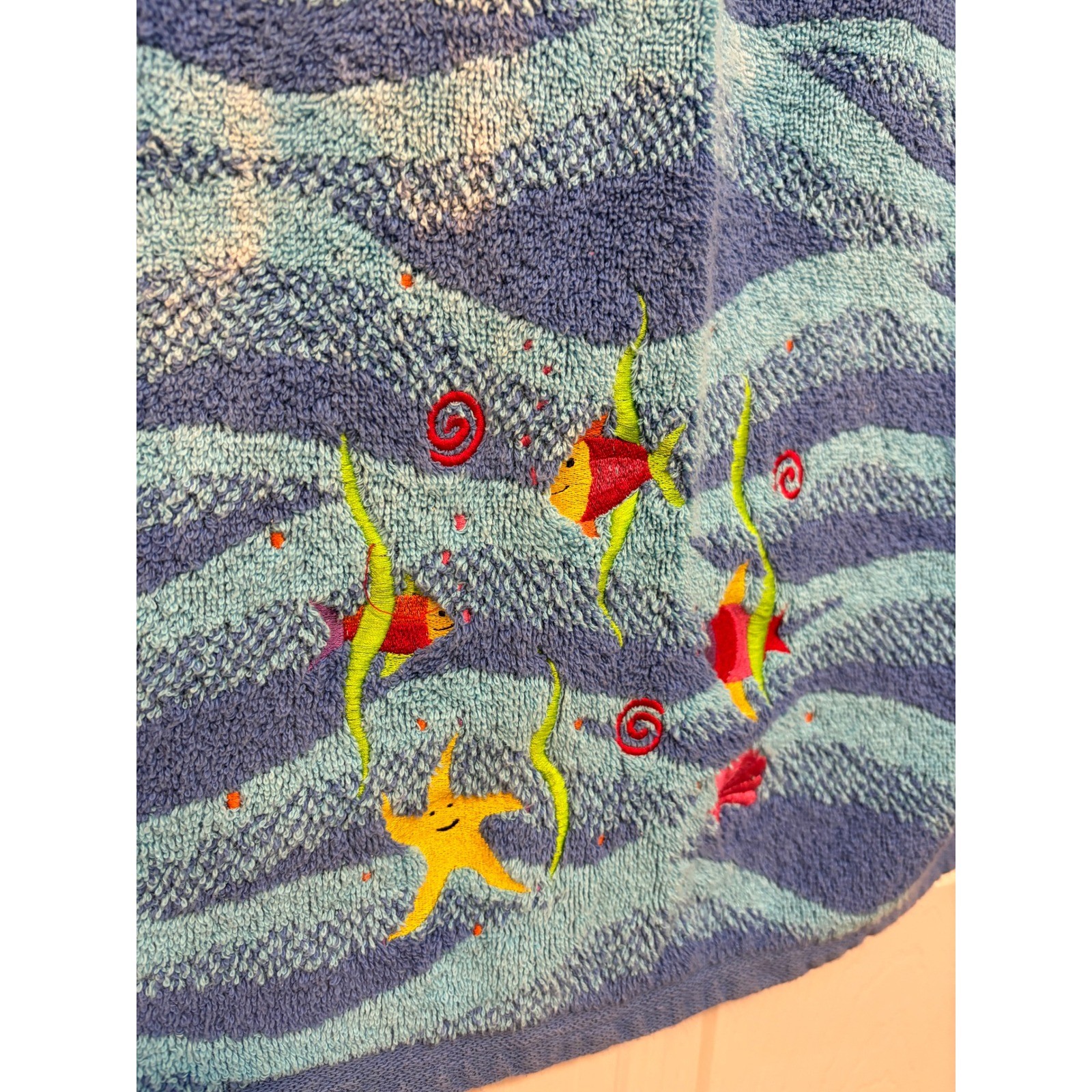 Santens Vintage Blue Wave Embroidered Tropical Fish Beach Bath Towel USA Cotton gallery