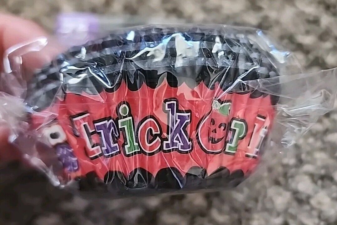 Treat City Baking Cups Papers Halloween Happy Pumpkin Solid Print 2" Cup gallery