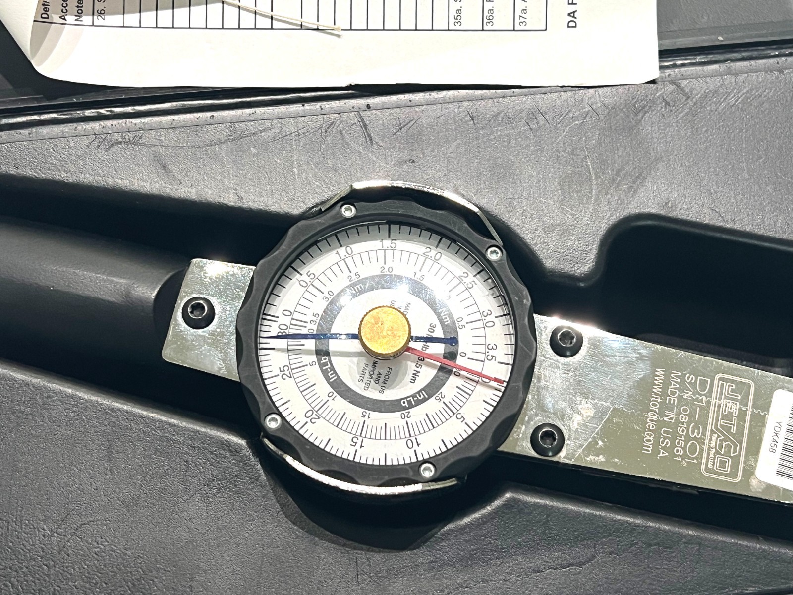 Jetco D1-30I Precision Dial Torque Wrench 1/4" 0-30 in-lbs Dual Scale w/ Case gallery