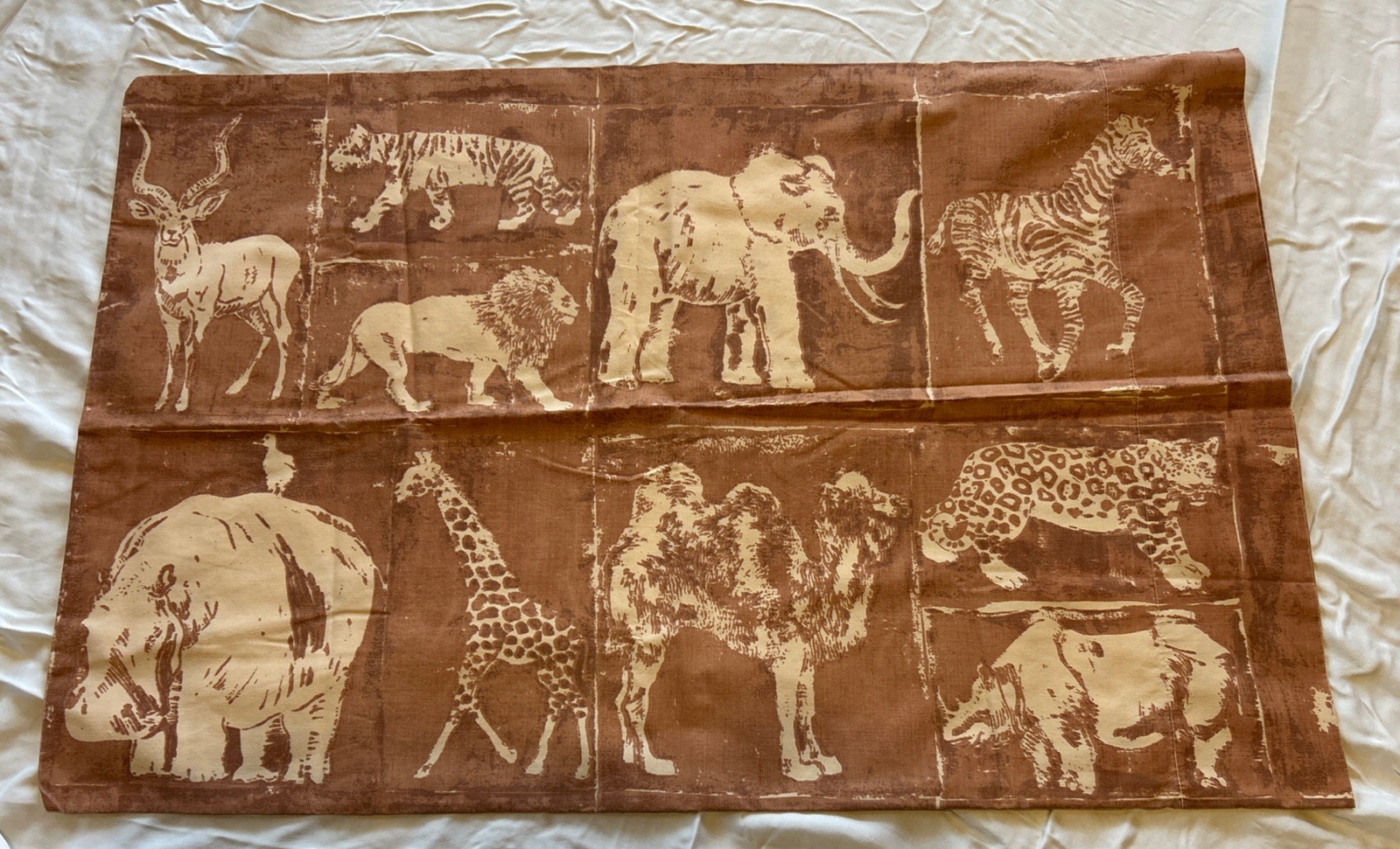 Lady Pepperell Standard Pillowcase Vintage Safari Animal Print Percale gallery