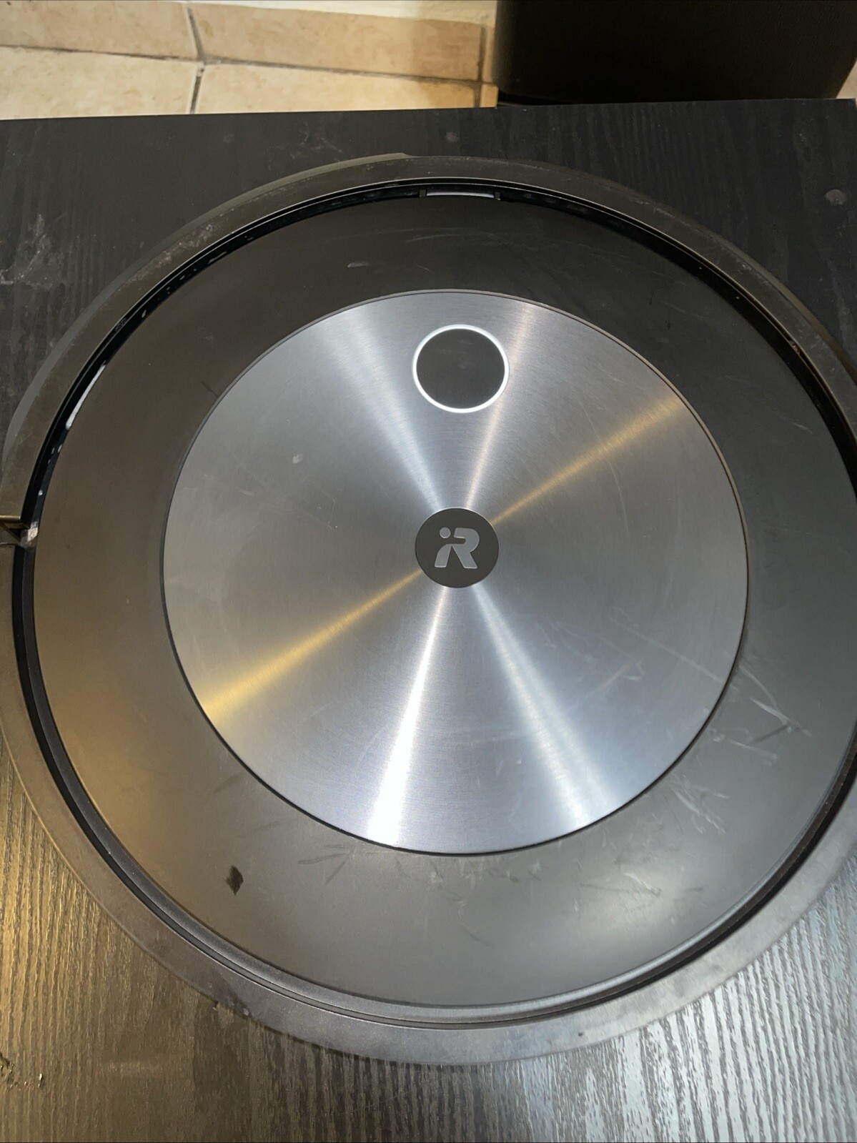 iRobot Roomba j7 (7150) Wi-Fi Robot Vacuum - OPEN BOX - WARRANTY INCL gallery