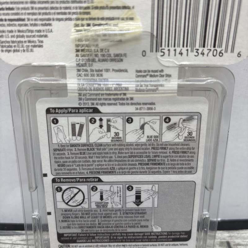 3M Command Clear Medium Hooks, Holds 2 lb, Pack Of 6 Hooks And 12 Strips {54} gallery