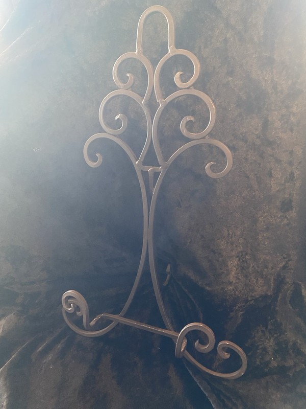 Vtg Black Metal Wrought Iron Scroll Easel Back Display Art Plate Book Stand gallery