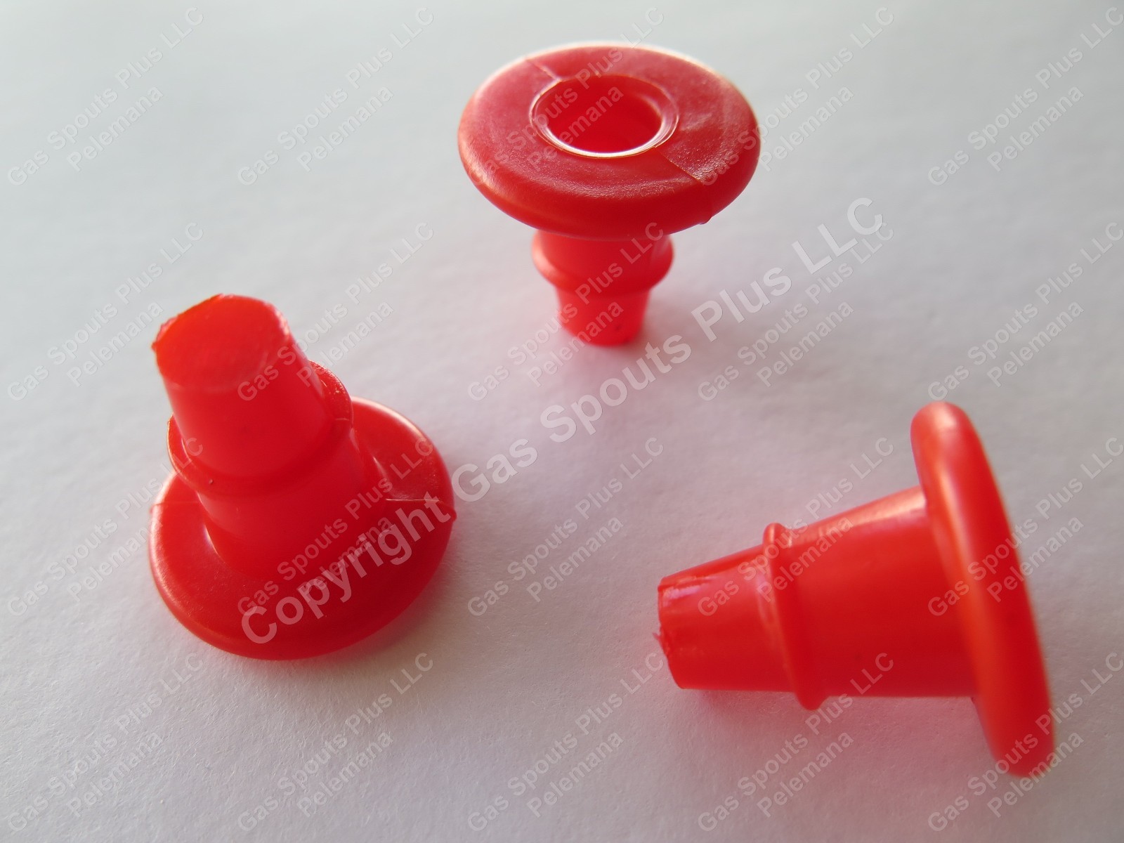 3-Pk RED AFTERMARKET EAGLE SPOUT PLUGS fits Rigid & Rubber Eagle Gas Spouts NEW gallery