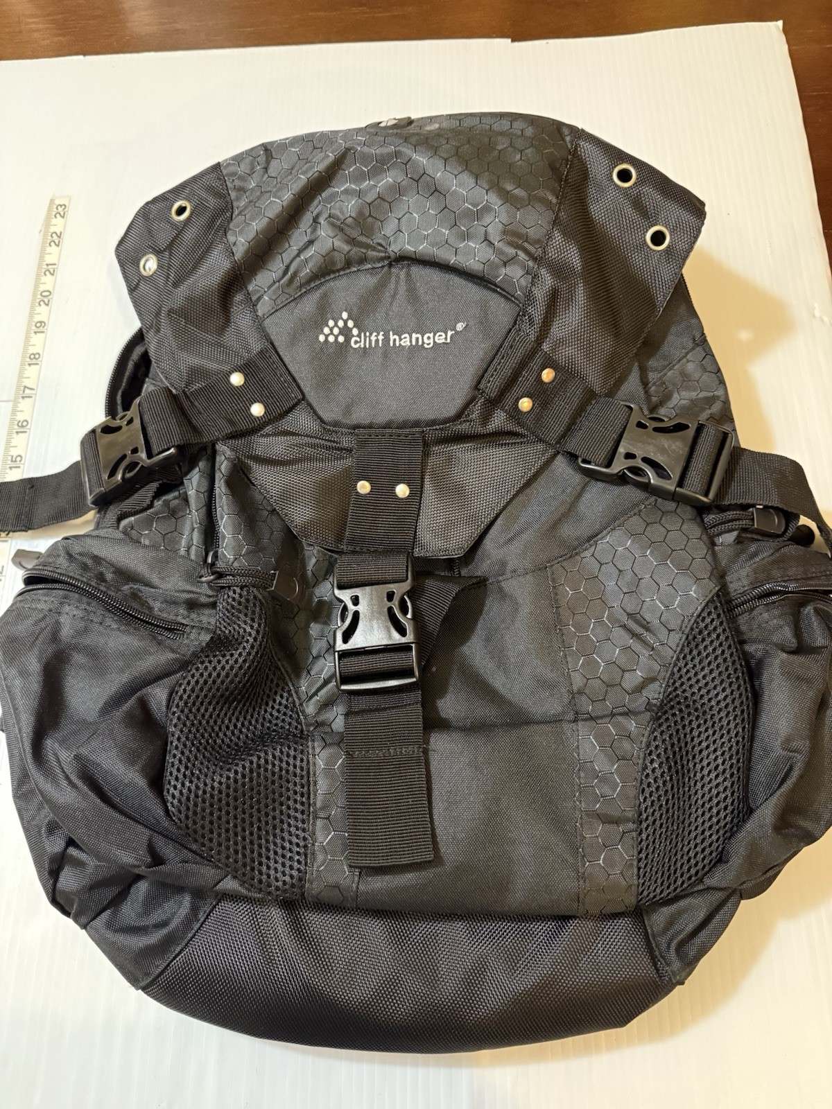 NWT Cliff Hanger  BLack Backpack Multiple Pockets Extra Padded Back Holds Laptop