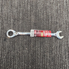 HUSKY 1001 381 378: 7/16 in. Reversible Ratcheting Combination Wrench