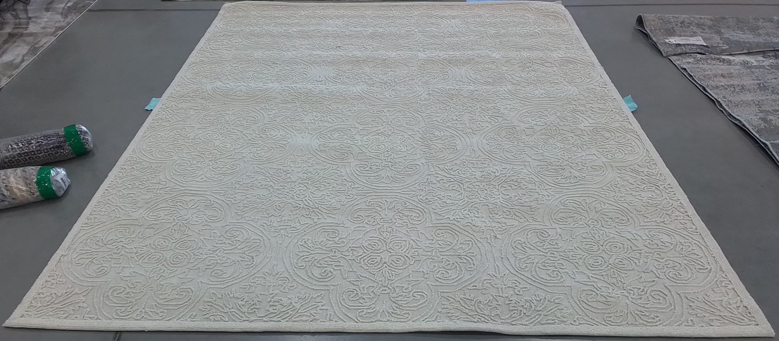 IVORY 8'-0" x 10'-0" Broken Thread Rug, Reduced Price 1172775378 TRC101C-8 gallery
