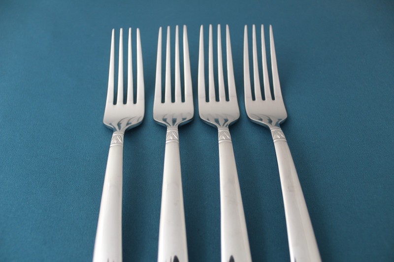 Reed & Barton EVERGREEN Dinner Forks (Set of 4) 18/10 Stainless China 8" gallery