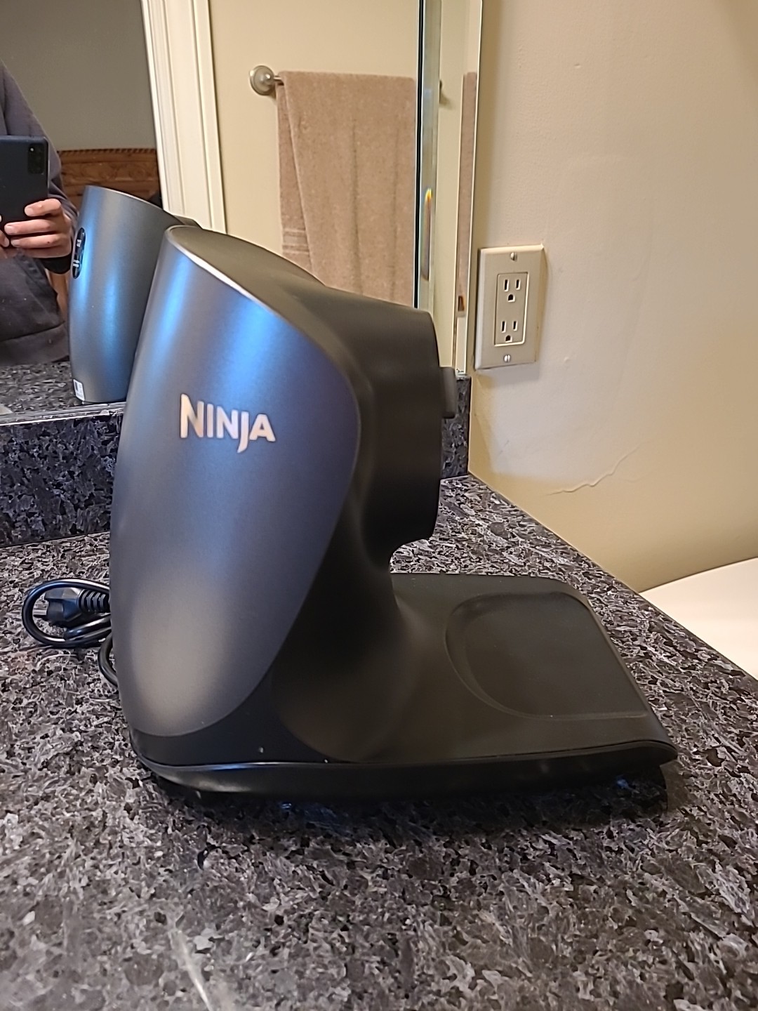 TESTED-Ninja Juicer Cold Press Pro JC101 Compact Slow Juicer Base UNIT ONLY EUC gallery