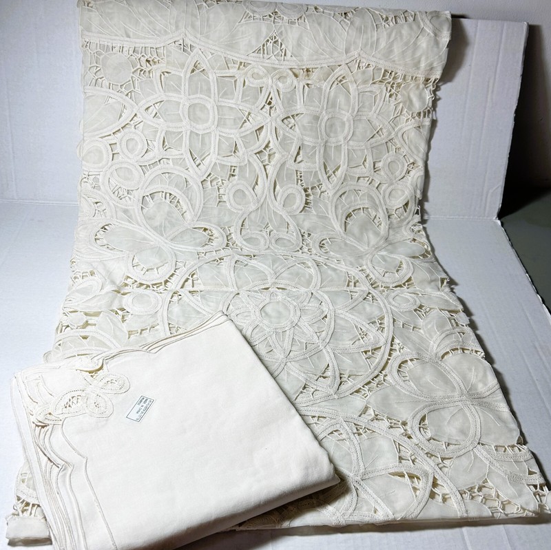 New 126"X 72" Handmade tablecloth Battenberg Lace eggshell applique & 12 napkins gallery