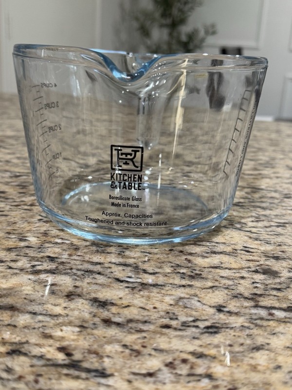 Kitchen & Table Borosilicate Glass Measuring Cup (4 Cups) gallery