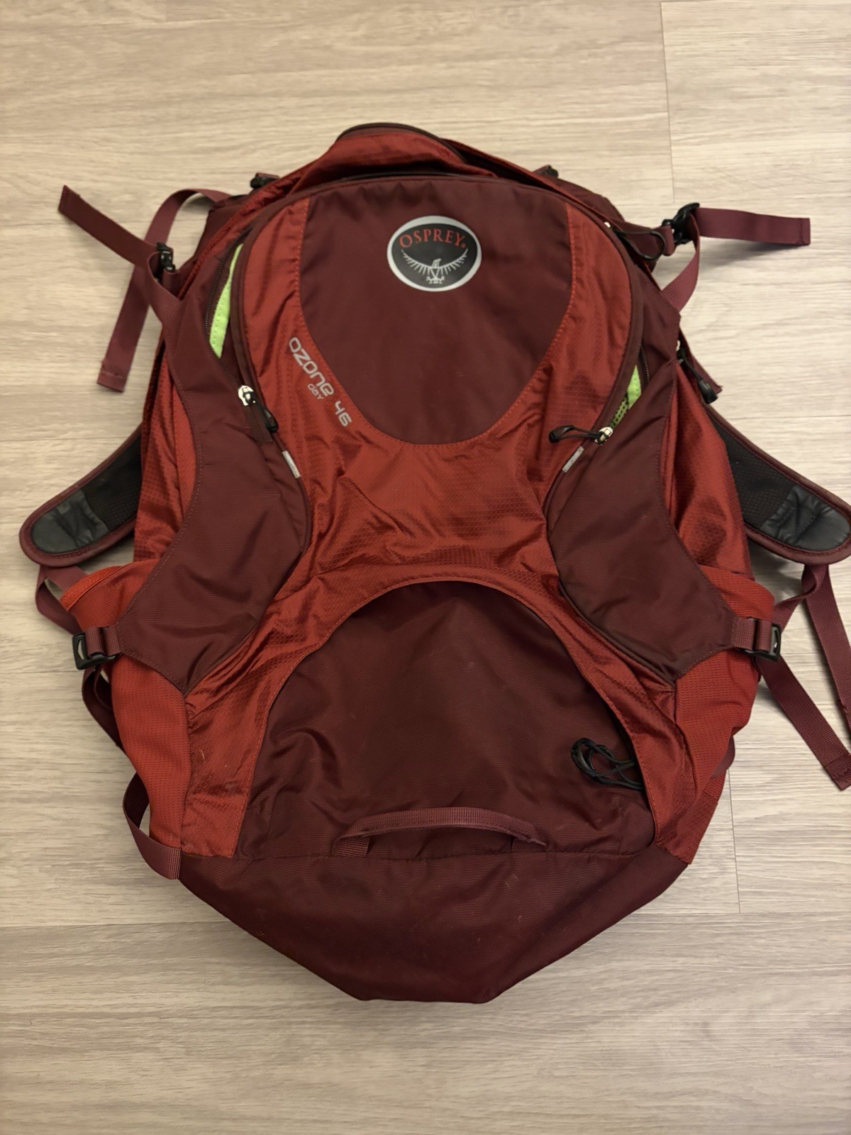 Osprey Ozone 46 Day Travel Pack - Red