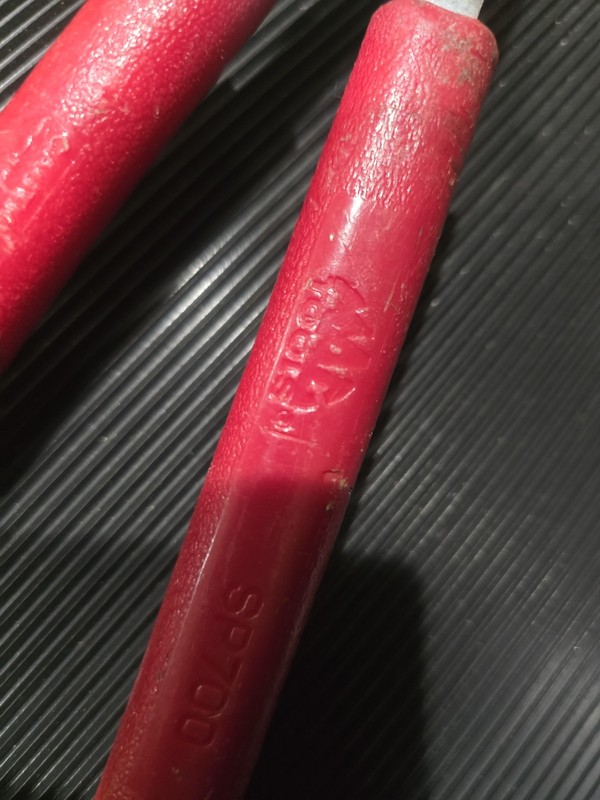 MAC TOOLS SP700 Grabber Spark Plug Pliers 11 in Insulated Handle. gallery