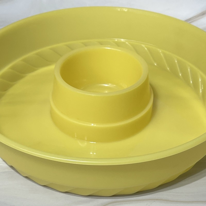 Yellow/Gold PackerWare Round Container with Lid Inner Bowl for Dip with lid gallery