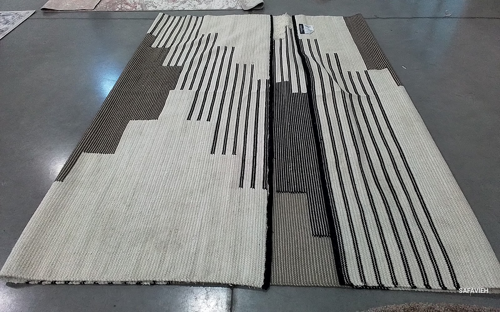 BLACK / IVORY 9'-0" x 12'-0" Back Stain Rug, Reduced Price 1172800571 KNY278Z-9 gallery