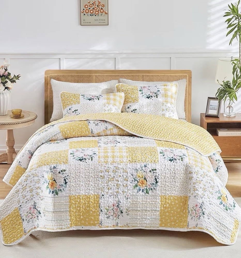 3pc Floral Patchwork Quilt Set Queen - Yellow White Reversible Bedspread & Shams