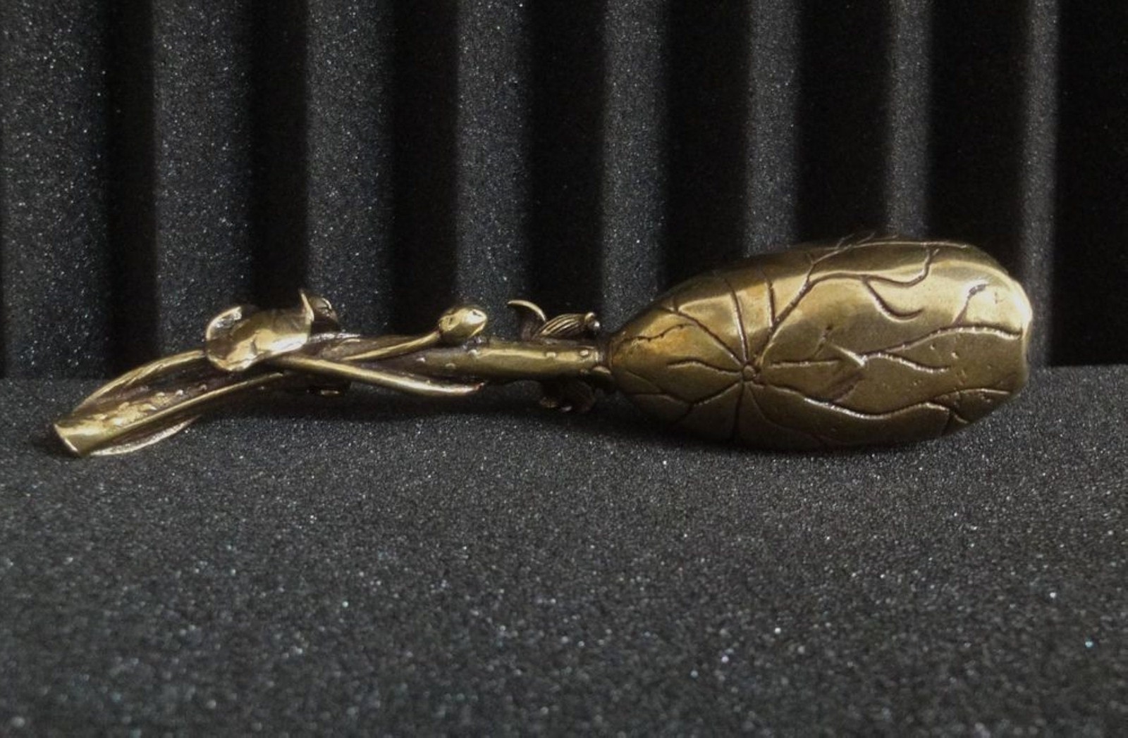 Vintage Style Solid Brass Copper Lotus Flower Statue Shovel Spoon Tea Tool gallery