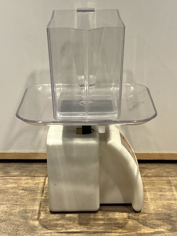 Vintage Weight Watcher’s Mechanical Food Scale With Plate And Measuring Cup VTG gallery