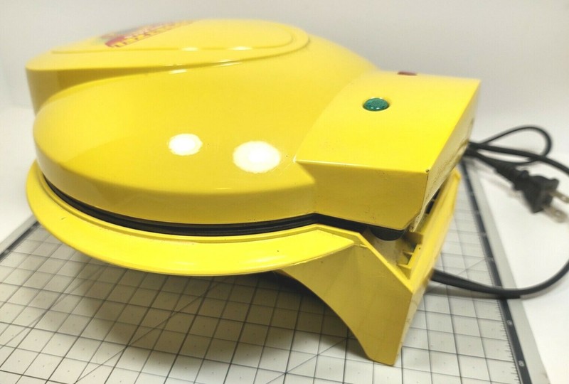 Super Pretzel Soft Pretzel Maker Yellow Makes 5 Pretzels-Smart Planet Tested. gallery
