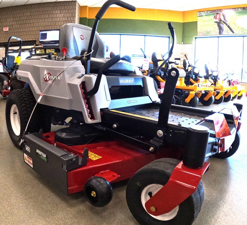 Speedtrap® Chute Blocker Exmark® Quest® E/S Series (50" & 54")90 Second Install gallery