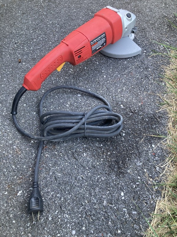 Craftsman PROFESSIONAL 7in Angle Grinder 900-26438, 13 AMP Corded W/4 Discs gallery