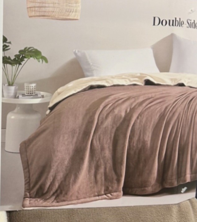 Hunter & Lowe Taupe and Ivory Supremely Soft Reversible Queen Blanket 90”x90” gallery