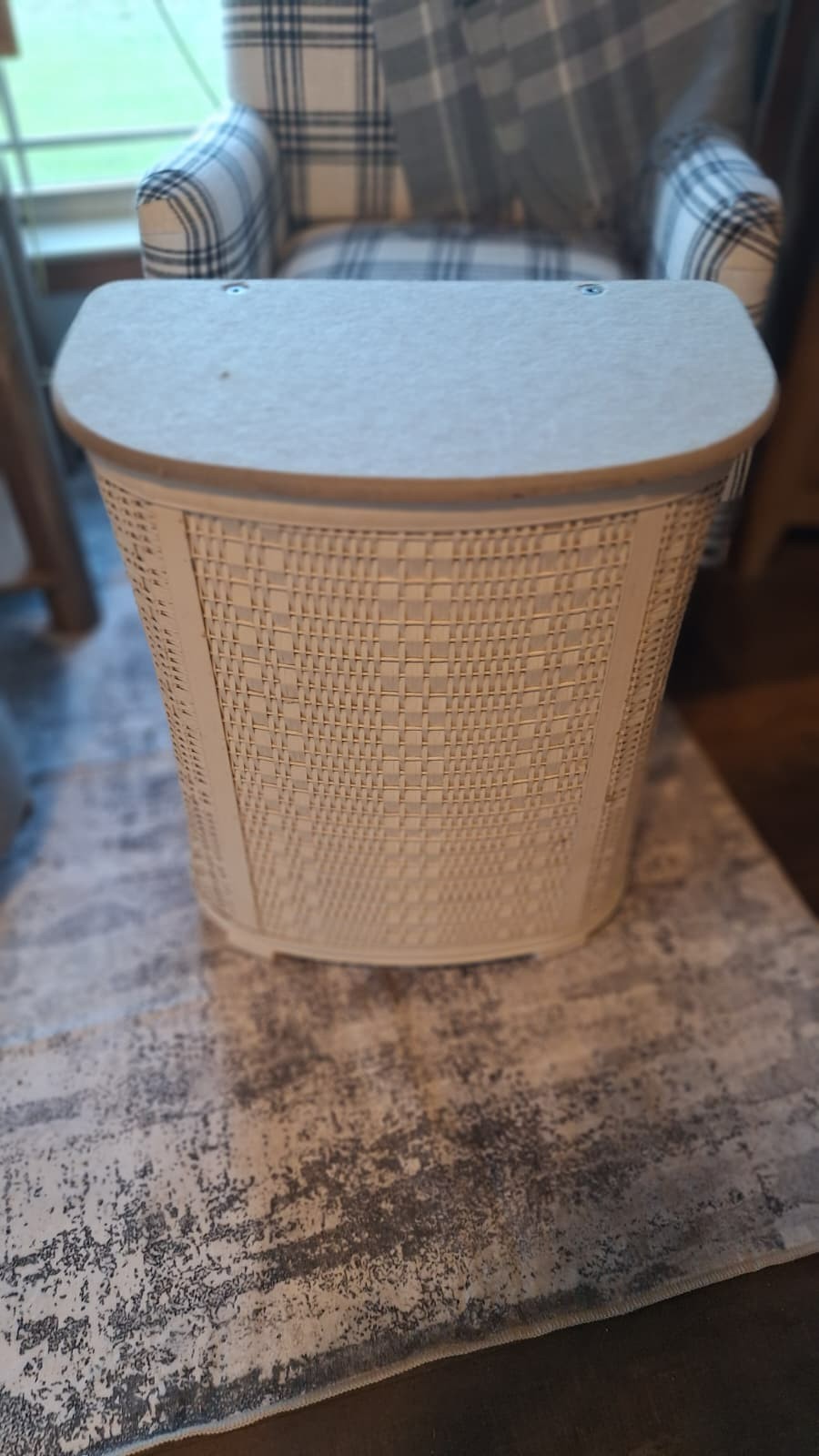 VINTAGE PEARL WICK WICKER LAUNDRY HAMPER MID CENTURY MODERN LIDDED USA gallery