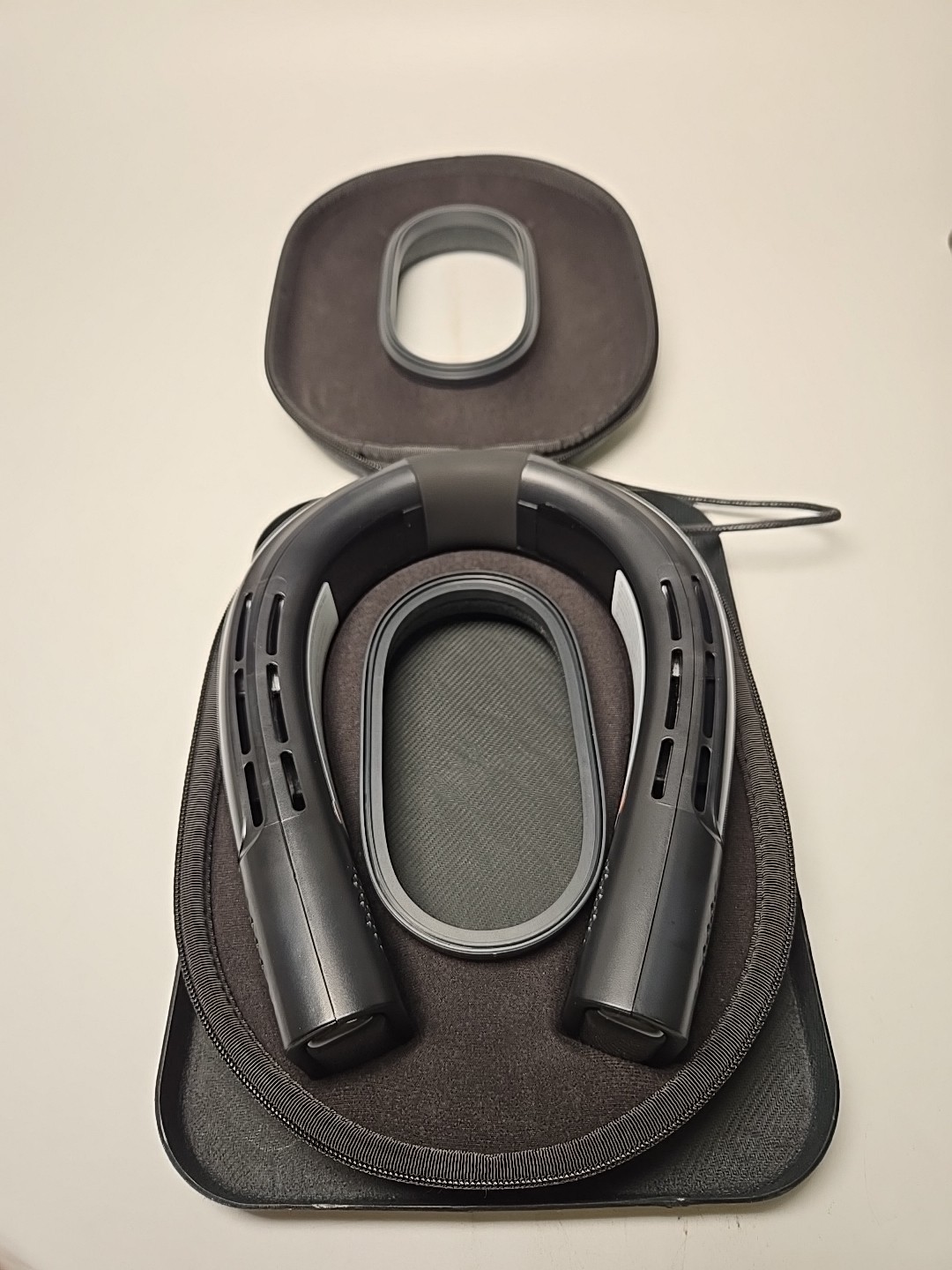 Torras Coolify 2S Neck Air Conditioner Intensive Cooling gallery