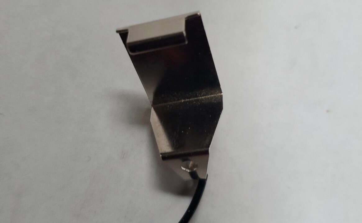 iRobot Roomba Charging Contact Plate Genuine for 500 600 700 800 900 Series gallery
