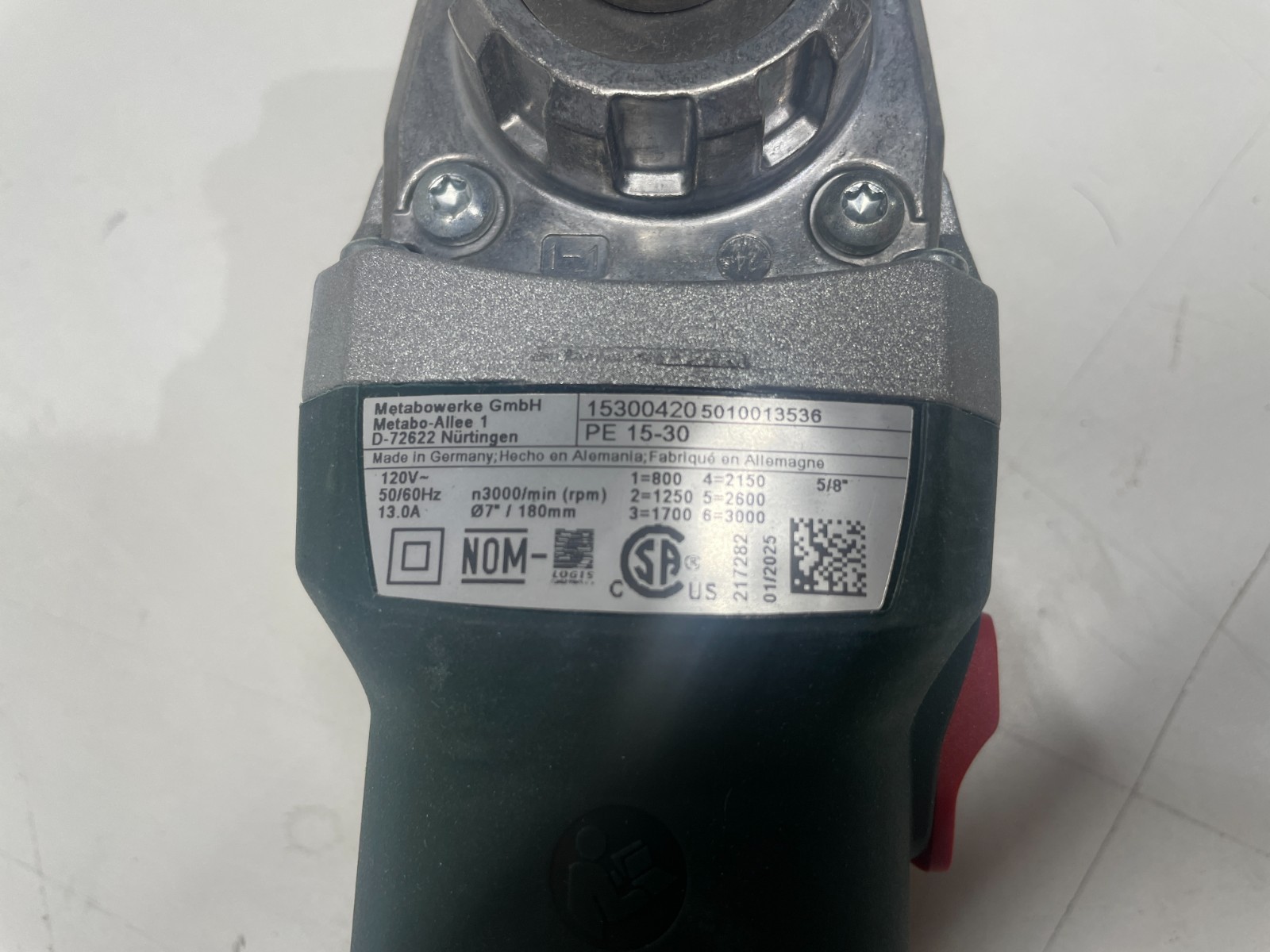 Metabo 7-Inch Variable Speed Polisher PE 15-30 615300420 Green gallery