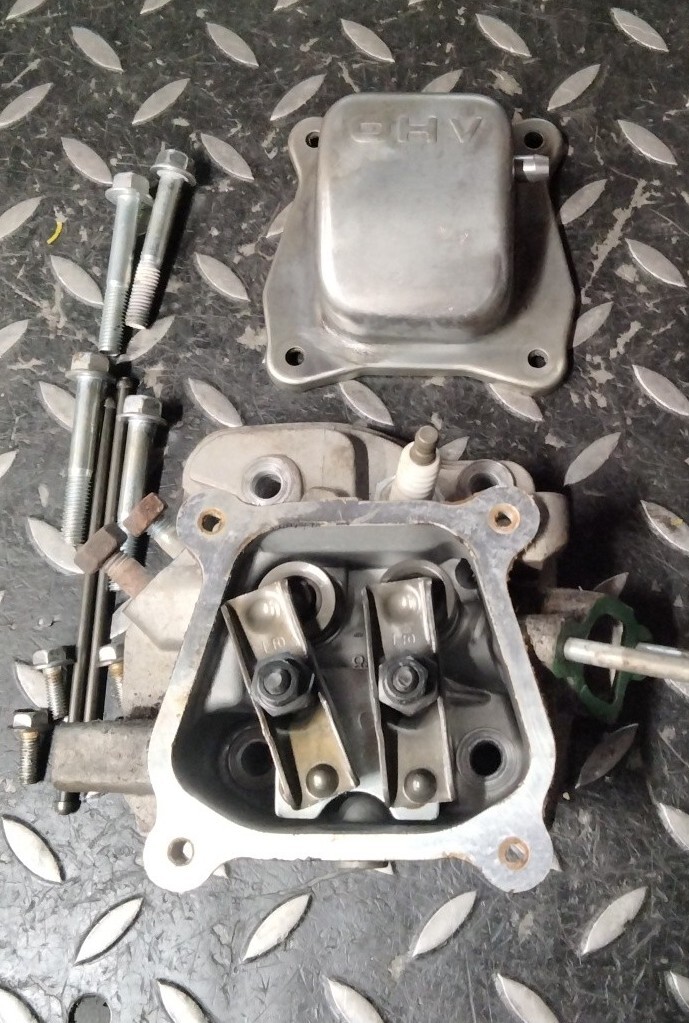 MTD Craftsman Cub Cadet 208cc Engine Cylinder Head 951-10668 w/ Pushrods SAVE! gallery