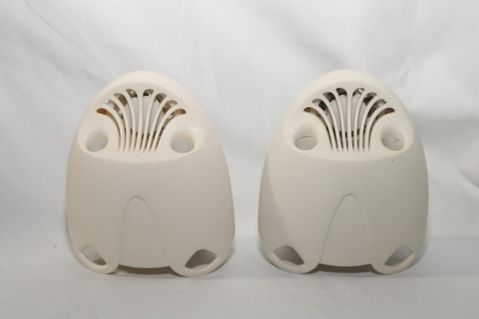 Glade Plugins Scented Impressions Tested Lot of 2 Cream Color gallery