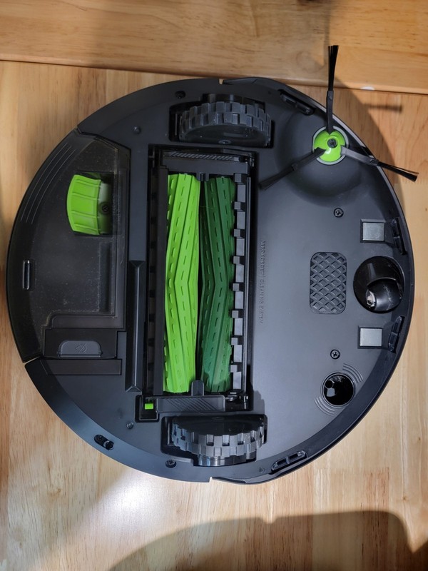 iRobot Roomba j7+ Vacuum with Automatic Dirt Disposal - TUV Privacy Certified gallery