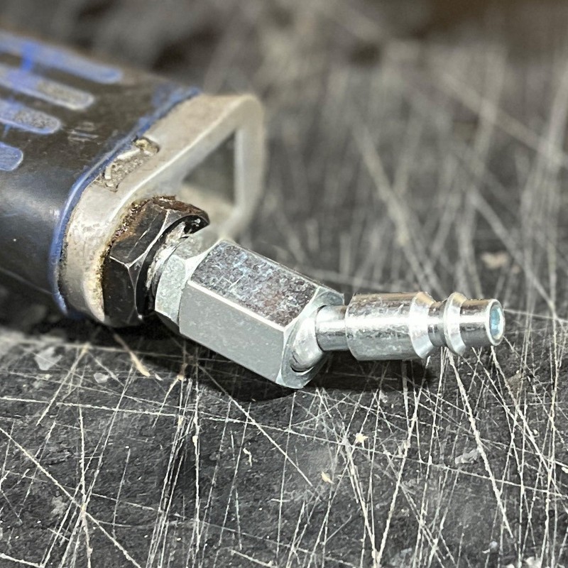 LockNFlate 360° Swivel Air Plug gallery
