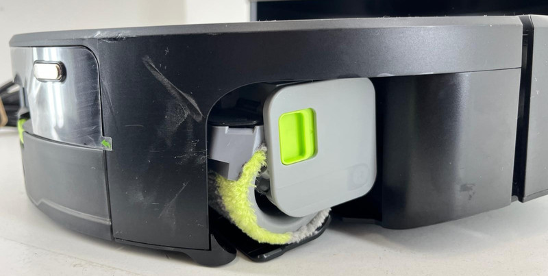 iRobot Roomba Max 705 Combo + AutoWash Dock - PowerSpin Mop, LiDAR Nav, #3 gallery
