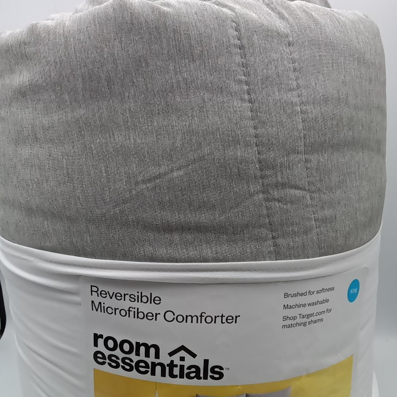 Room Essentials Reversible Microfiber Comforter King Size Gray 106in X 92in gallery