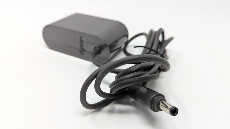 Dyson Class 2 Battery Charger (Model 210826-03) gallery