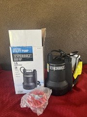 Everbilt Submersible Utility Pump Plastic SUP54-HD – Used