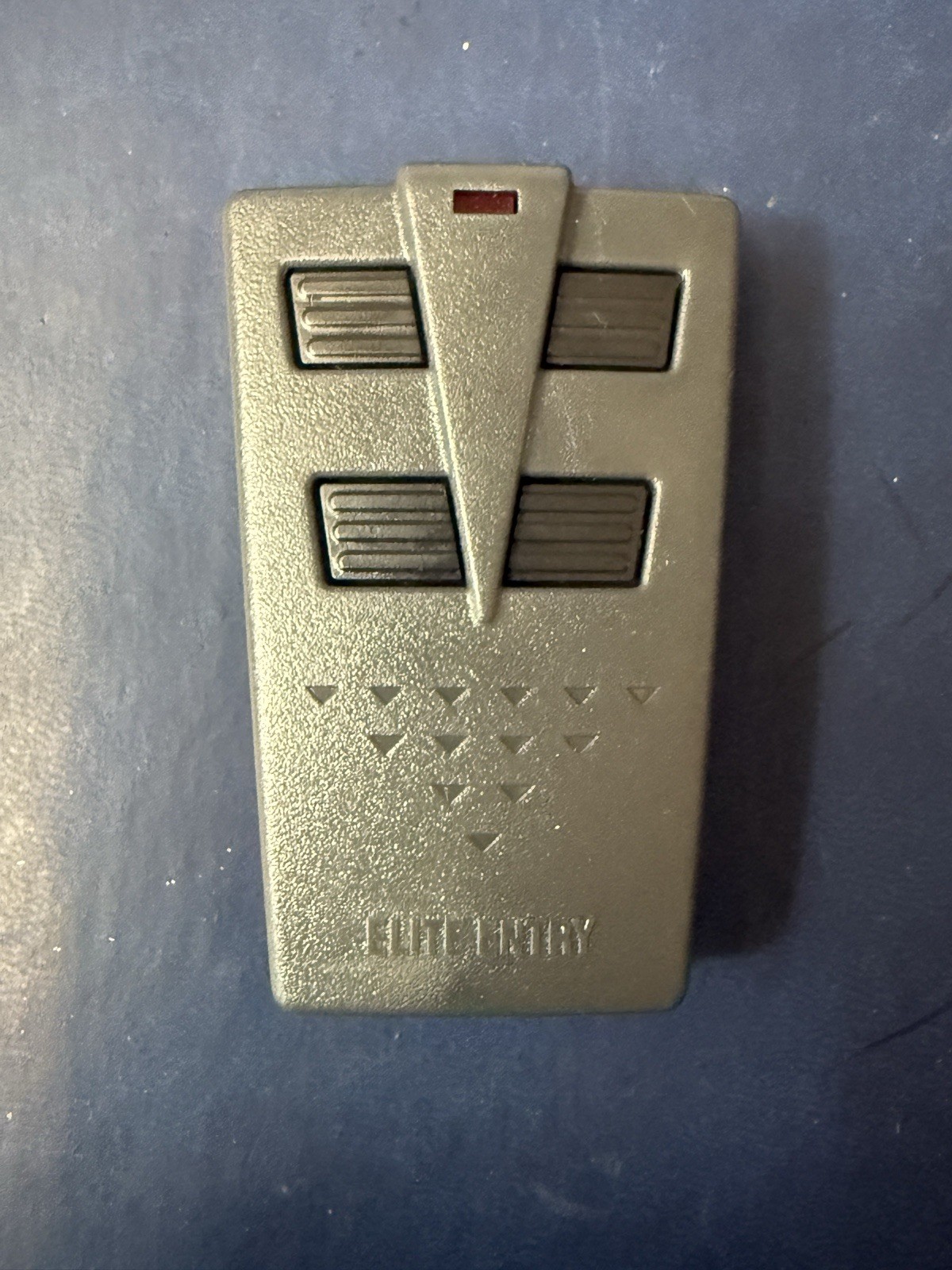 Elite Entry Four Button DT 418 Model Remote Control Transmitter Only No Receiver gallery