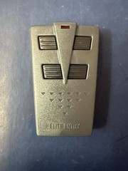Elite Entry Four Button DT 418 Model Remote Control Transmitter Only No Receiver