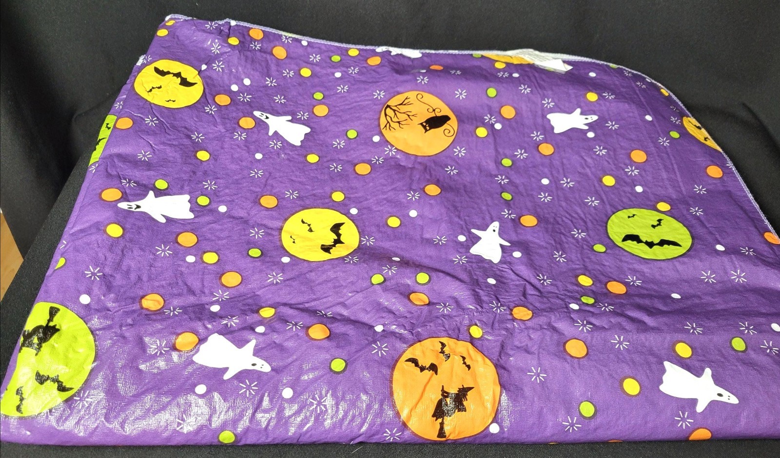 Vintage Halloween Purple Vinyl Rounded Corners Party Tablecloth 60"L x 40"W gallery