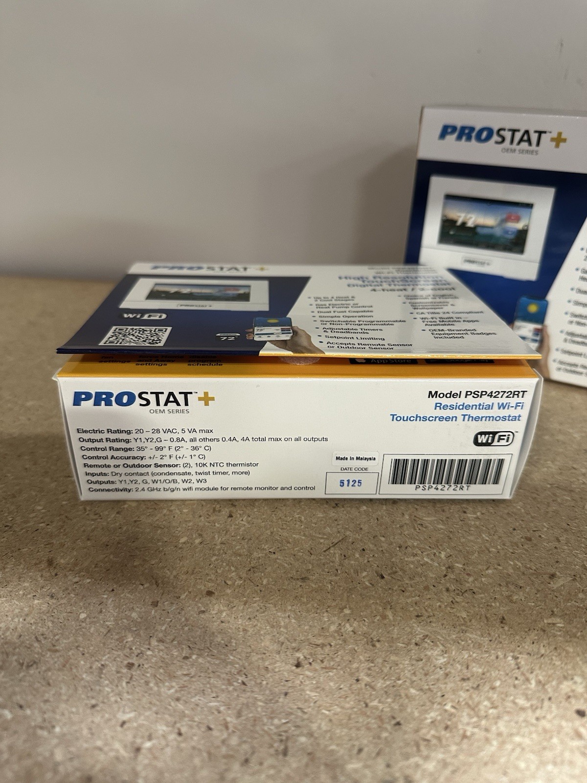Thermostat Touchscreen PSP4272RT Residential Wi-Fi Programmable gallery